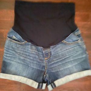 XSmall maternity shorts